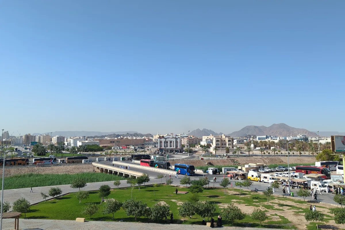 Uhud Şehitliği